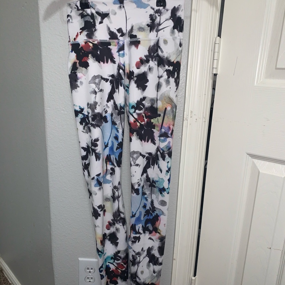 Nike floral leggings